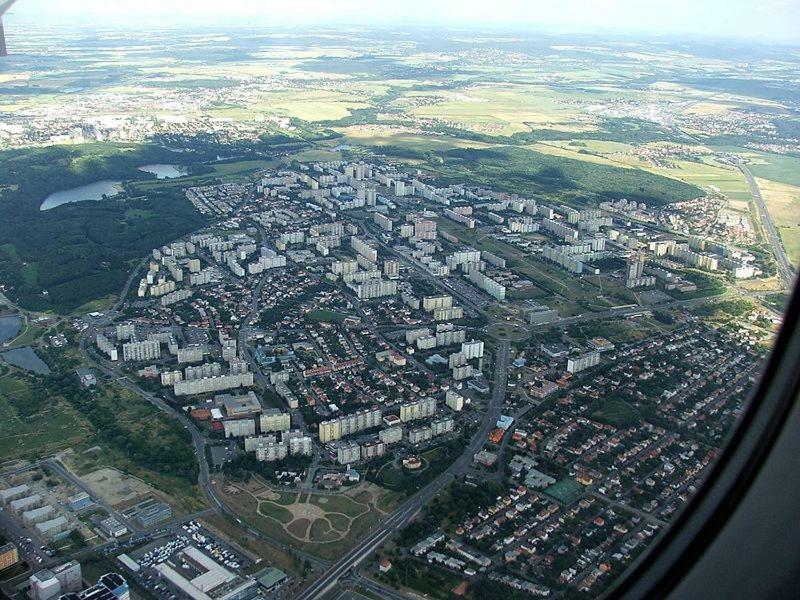 Scirocco - Two Bedroom Apartment Prag